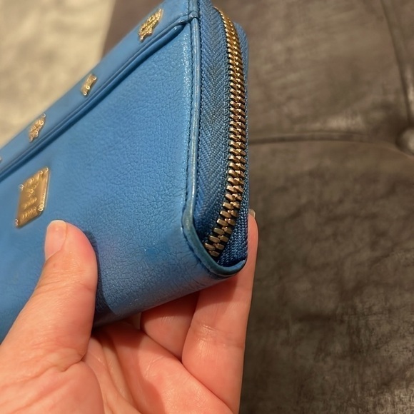 MCM Wallet K7878💙🩵💛 - Picture 6 of 11